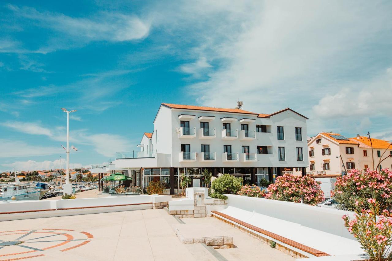 The Loza - Seaside Festival Hotel Novalja Luaran gambar